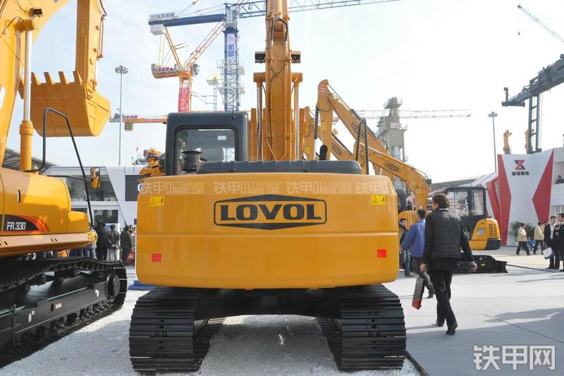 雷沃重工FR170挖掘机局部