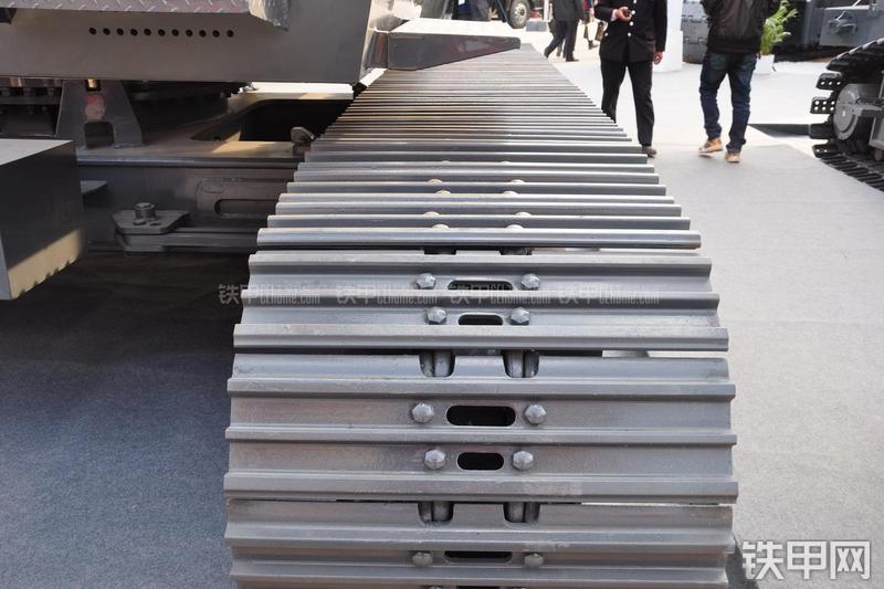 抚挖重工FWX55起重机局部