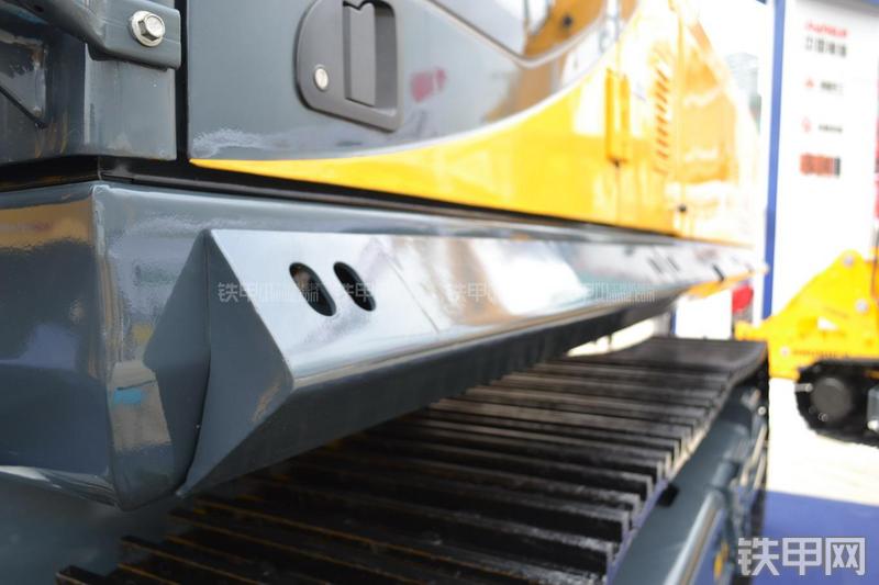 国机重工ZG3210-9C挖掘机局部