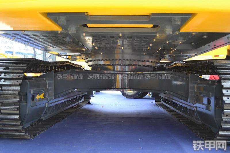 国机重工ZG3210-9C挖掘机局部