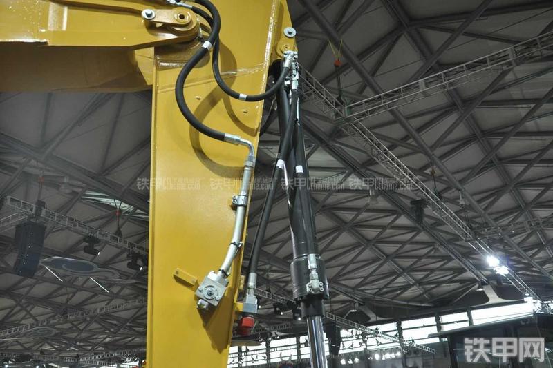 卡特彼勒M315D挖掘机局部