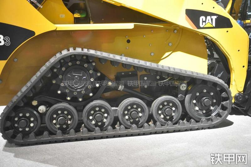 卡特彼勒257B3滑移装载机局部