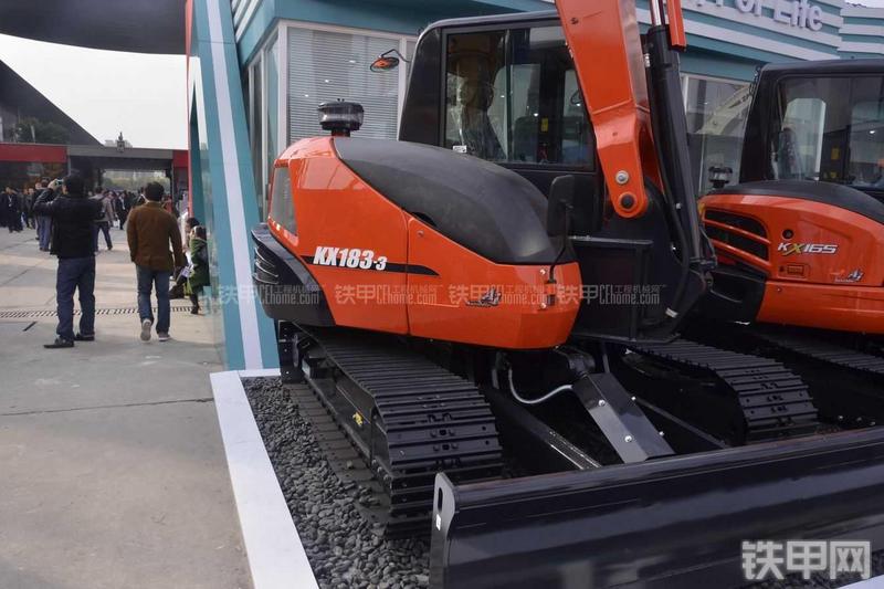 久保田KX183-3挖掘机局部