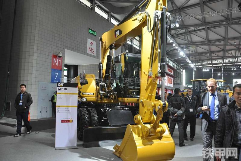卡特彼勒M313D挖掘机整机外观