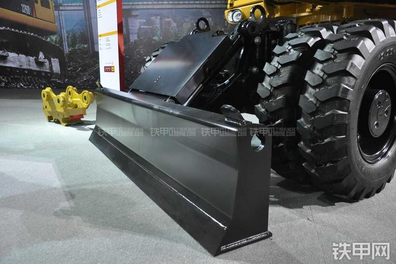 卡特彼勒M315D挖掘机局部