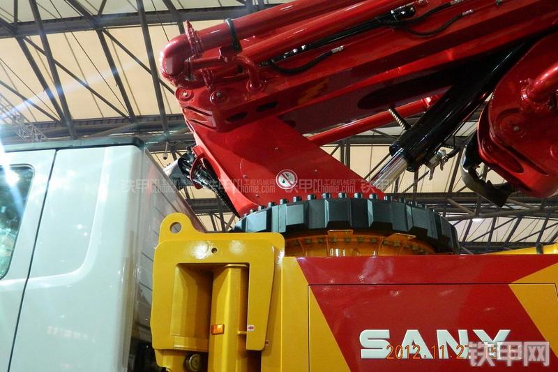 三一重工SY5330THB-46E泵车局部