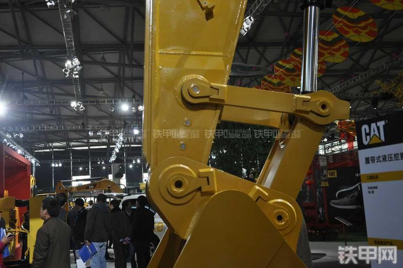 卡特彼勒349DL液压挖掘机整机外观