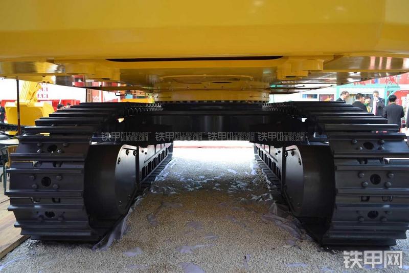 力士德SC760.8挖掘机局部