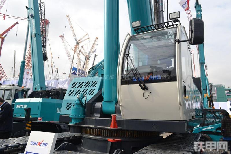 山河智能SWTC75起重机局部