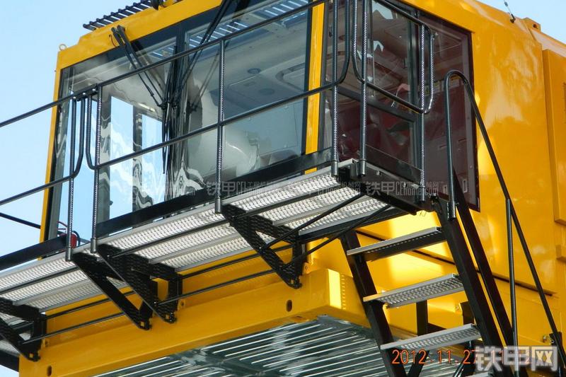 三一重工SCC36000A起重机局部