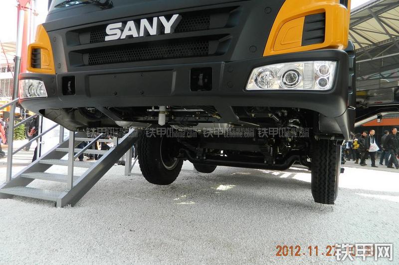 三一重工STC1250起重机局部