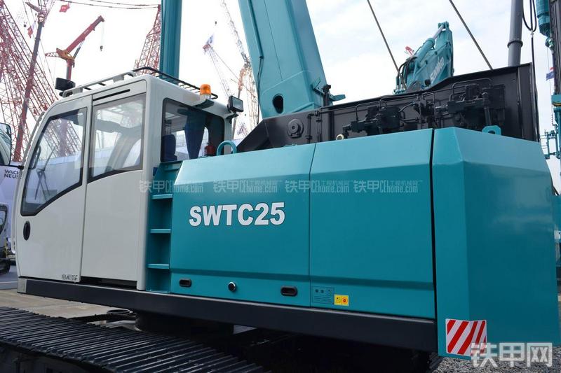 山河智能SWTC50伸缩臂起重机局部