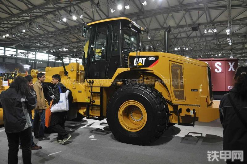 卡特彼勒950H装载机整机外观