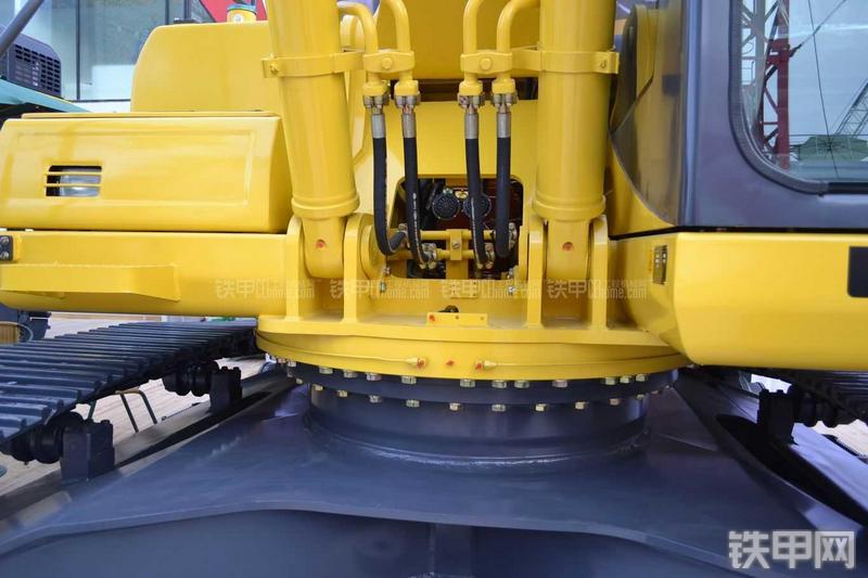 力士德SC270.8LC挖掘机局部