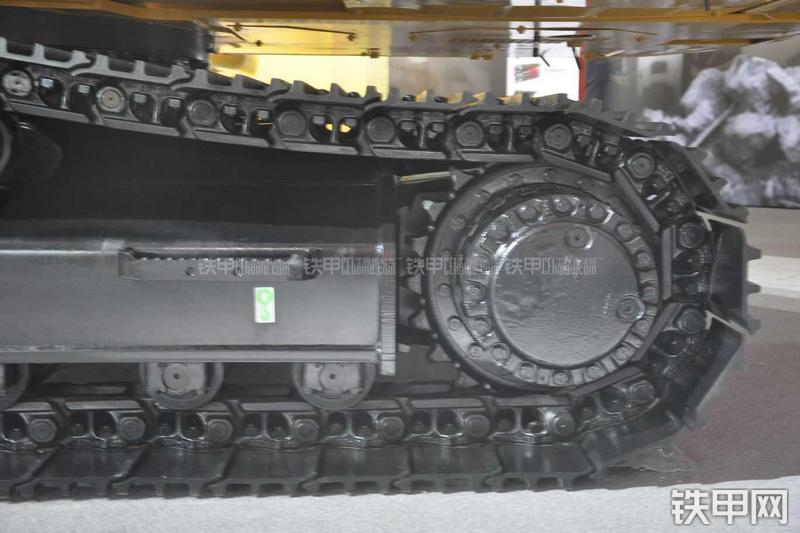 卡特彼勒329D挖掘机局部