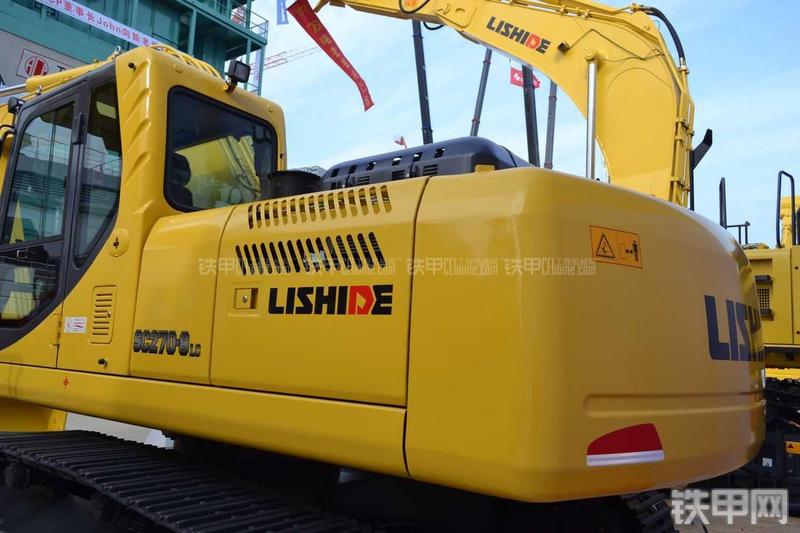 力士德SC270.8LC挖掘机局部