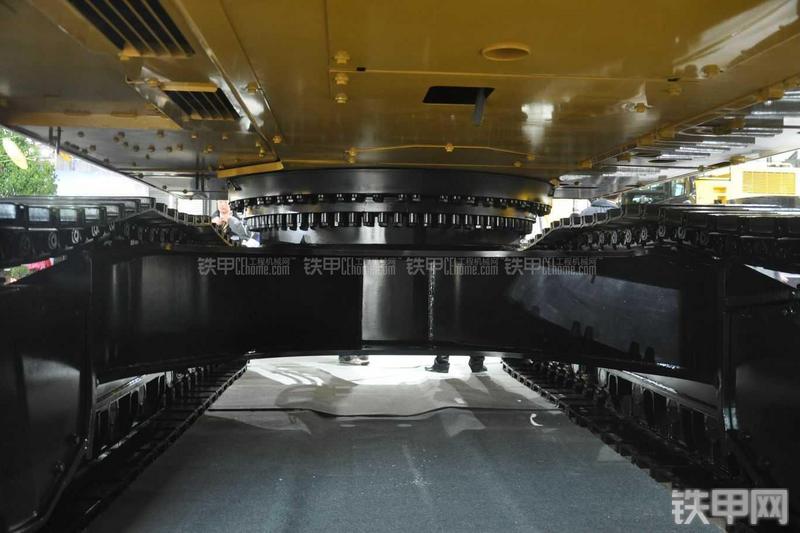 卡特彼勒349DL液压挖掘机局部