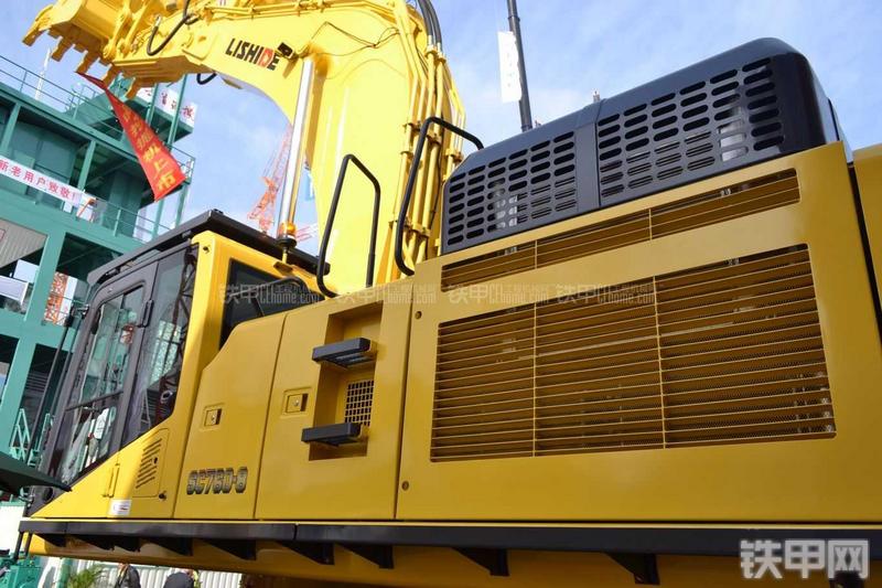 力士德SC760.8挖掘机局部