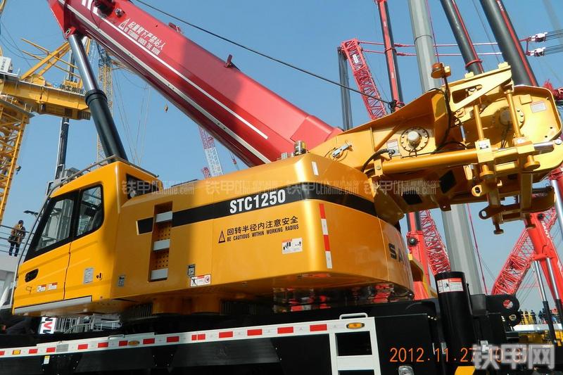 三一重工STC1250起重机局部