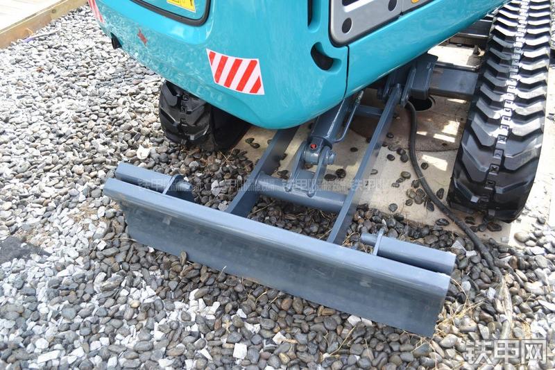 山河智能SWE20B挖掘机局部