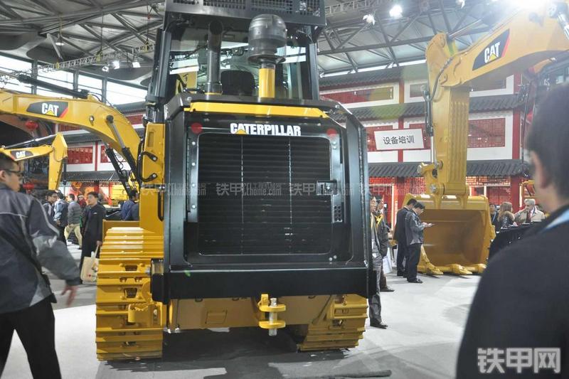 卡特彼勒963D装载机整机外观