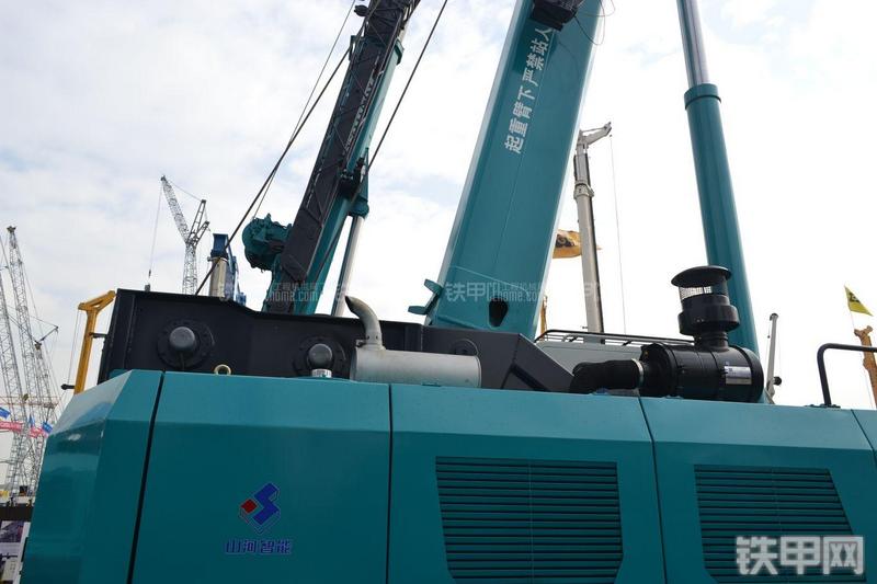 山河智能SWTC25起重机局部