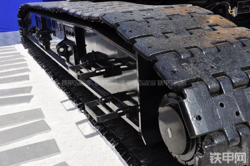 宇通YTQH800强夯机局部