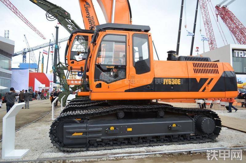 詹阳重工JY630E加长臂拆除臂局部