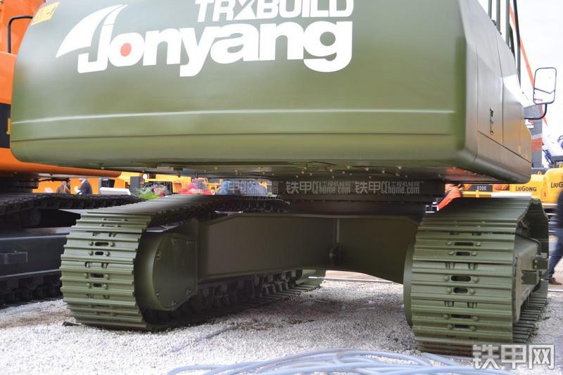 詹阳重工JY633-J抢险挖掘机局部