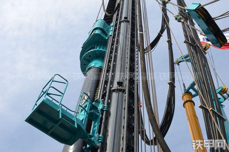 山河智能SWSD3612长螺旋钻机局部