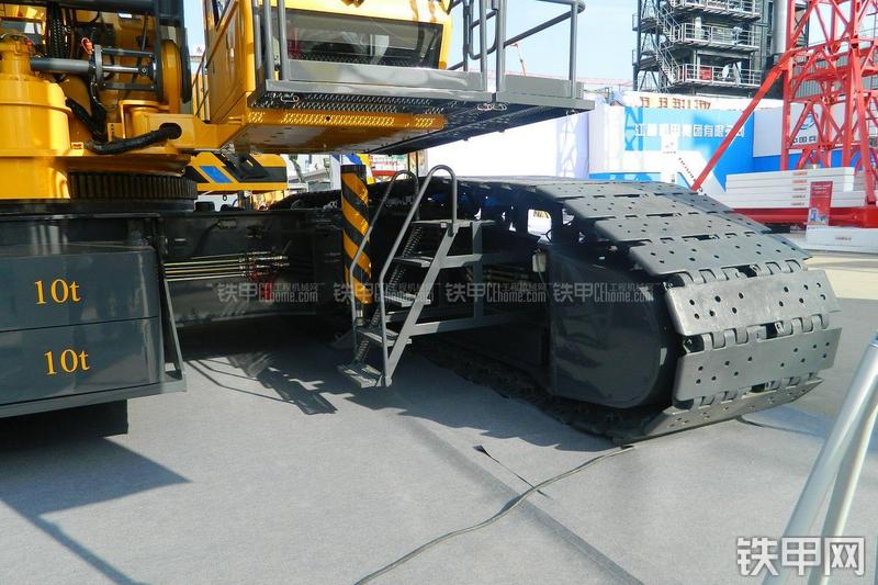 徐工XGC500起重机局部