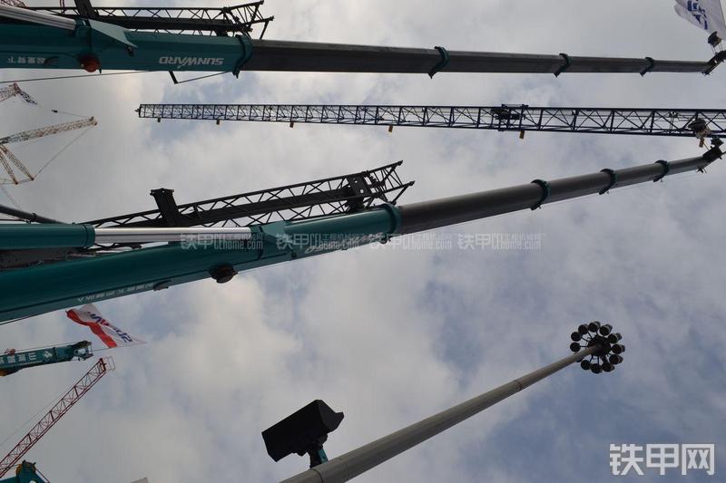 山河智能SWRT55起重机局部