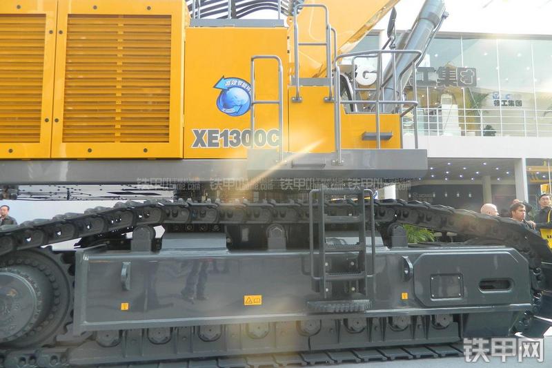 徐工XE1300C挖掘机局部