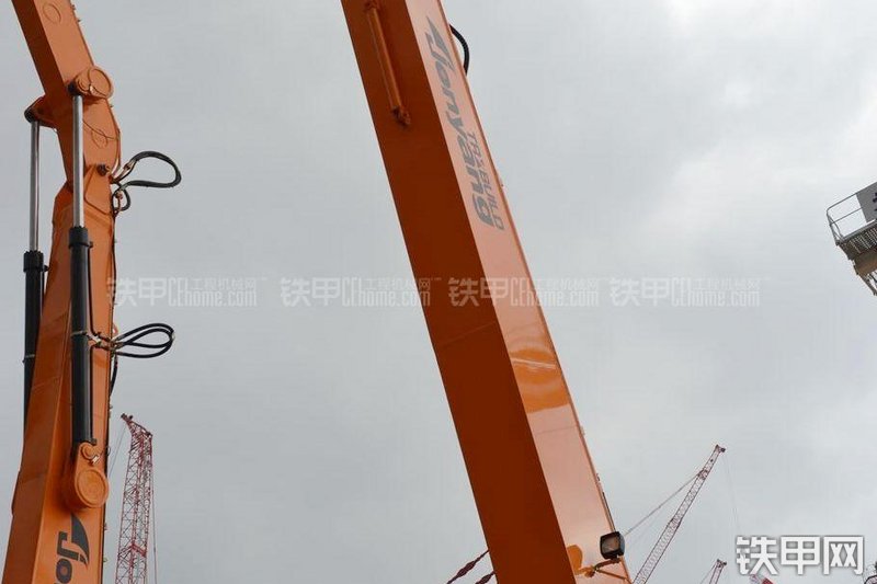 詹阳重工JY630E加长臂拆除臂局部