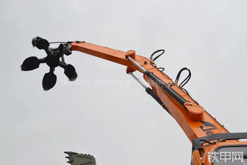 詹阳重工JY640-G挖掘机局部