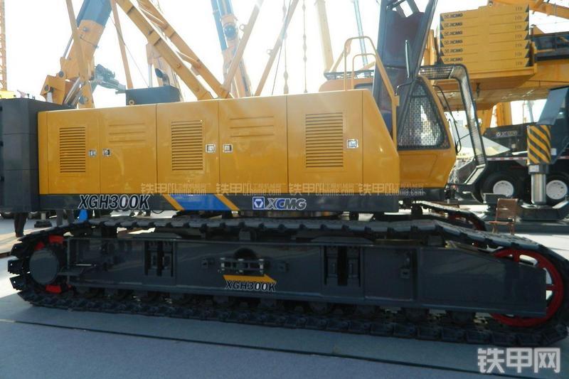 徐工XGH300K强夯机局部
