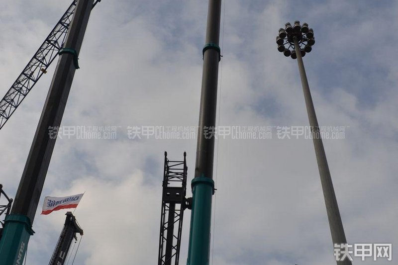 山河智能SWRT55起重机局部