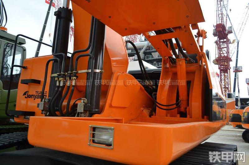 詹阳重工JY640-G挖掘机局部