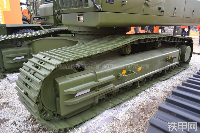 詹阳重工JY633-J抢险挖掘机局部