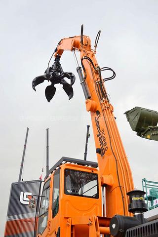 詹阳重工JY640-G挖掘机整机外观