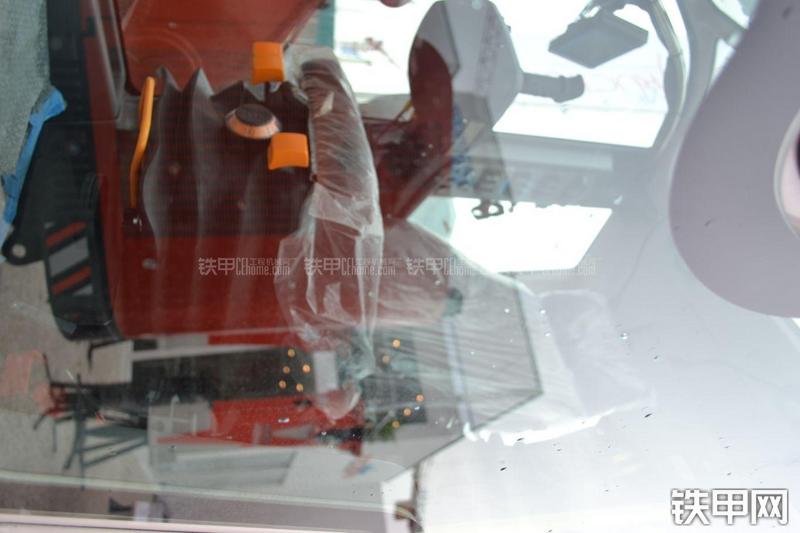 山特维克DI550潜孔钻机局部