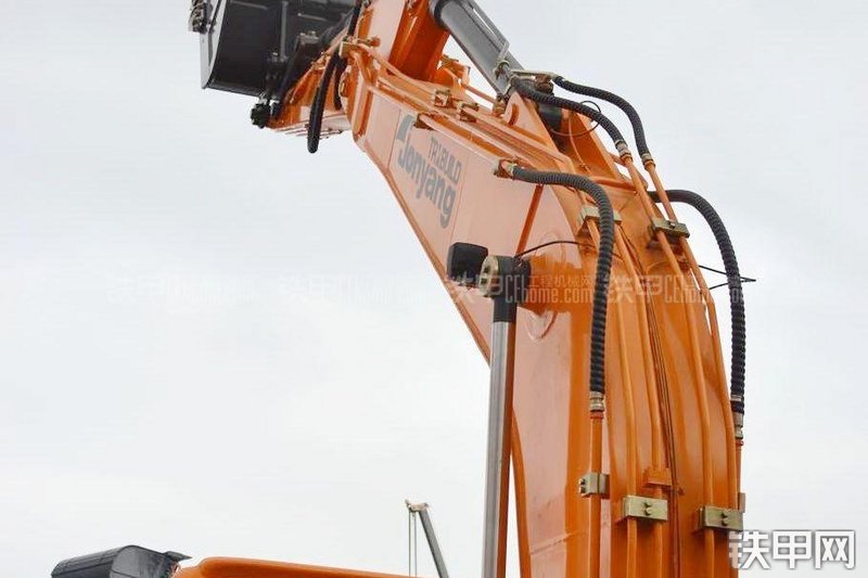 詹阳重工JYL621E挖掘机局部