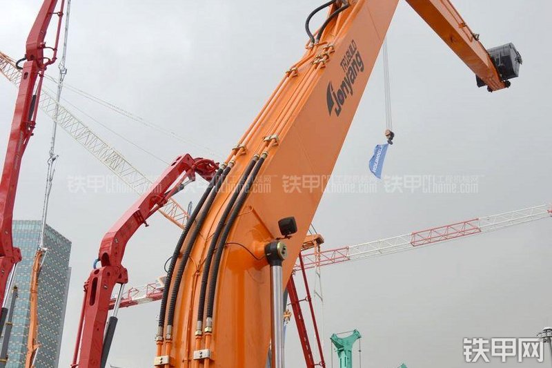 詹阳重工JY630E加长臂拆除臂局部
