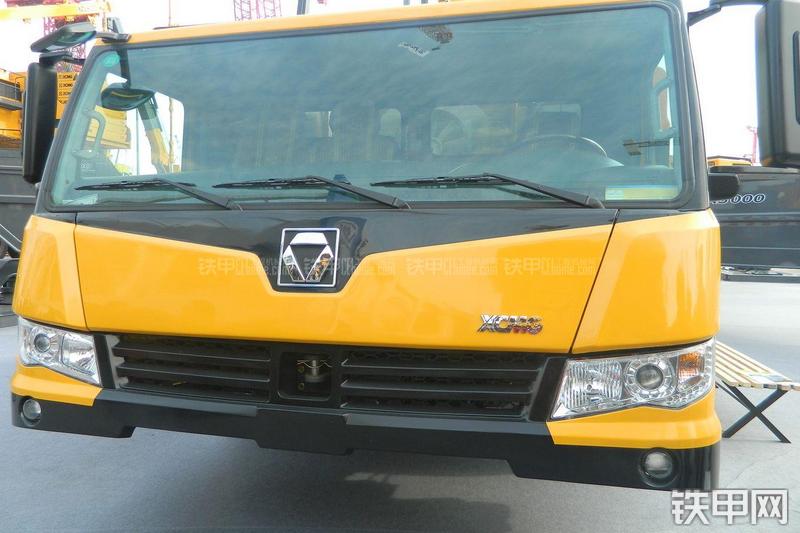 徐工SCA5000起重机局部