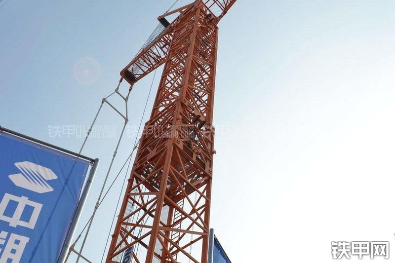 中联重科ZAL16020B43W风电专用起重机局部