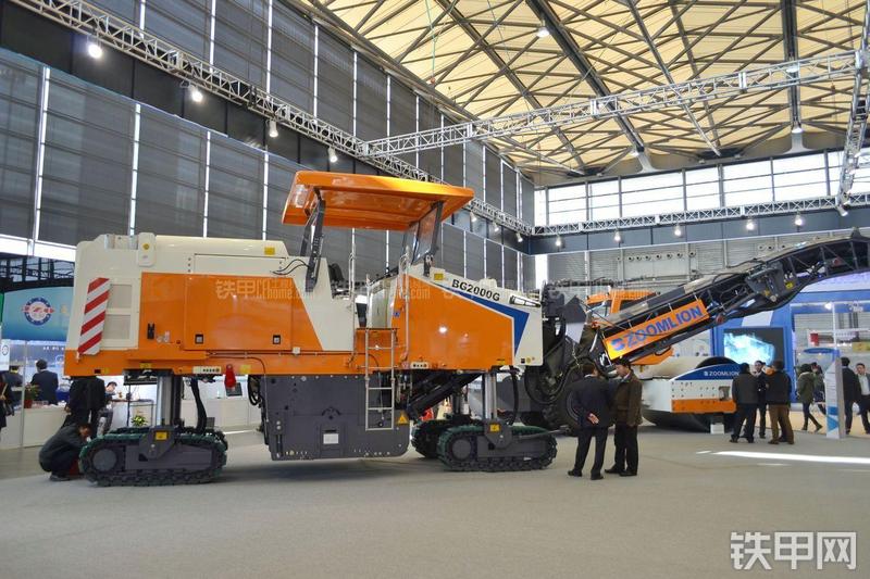 中联重科BG2000G铣刨机整机外观