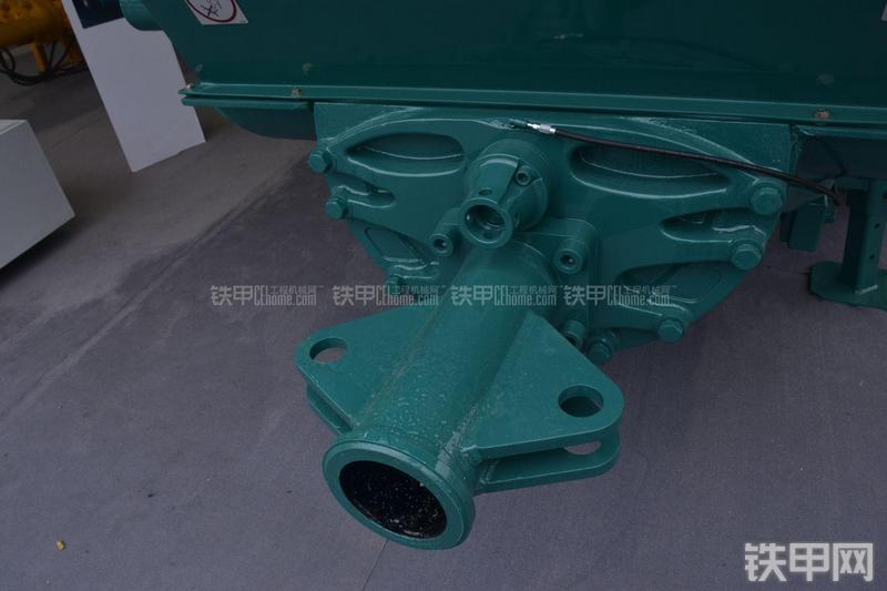 施维英SP3600拖泵局部