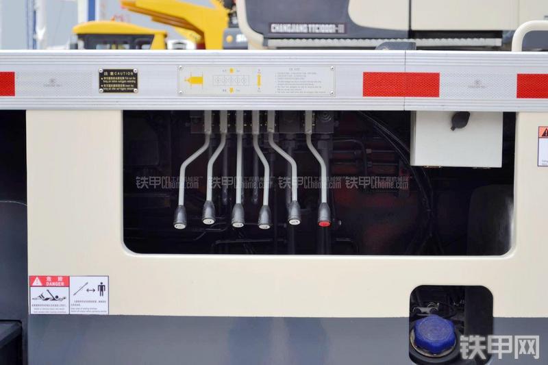 四川长江TTC070G1起重机局部