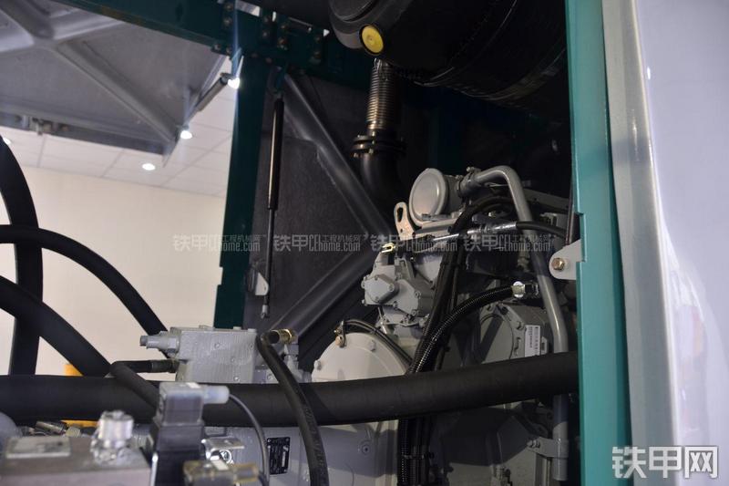 施维英SP3600拖泵局部