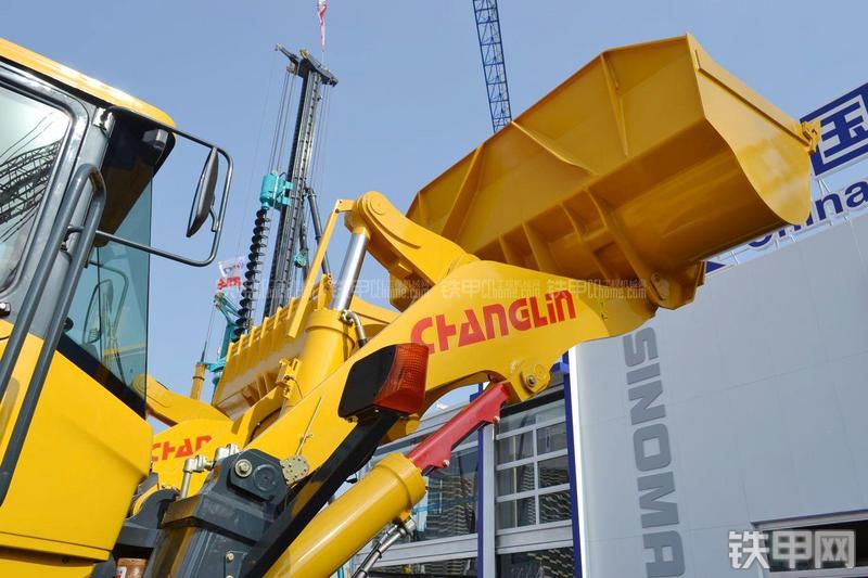 国机常林980H装载机局部